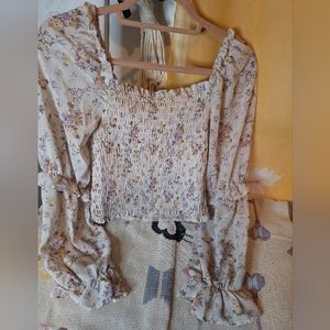 LOVELY Floral cream Wild Fable crop top